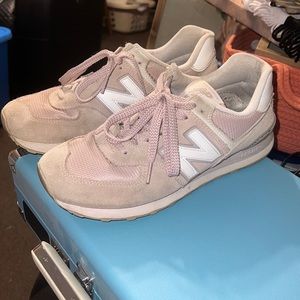 Light pink new balance
